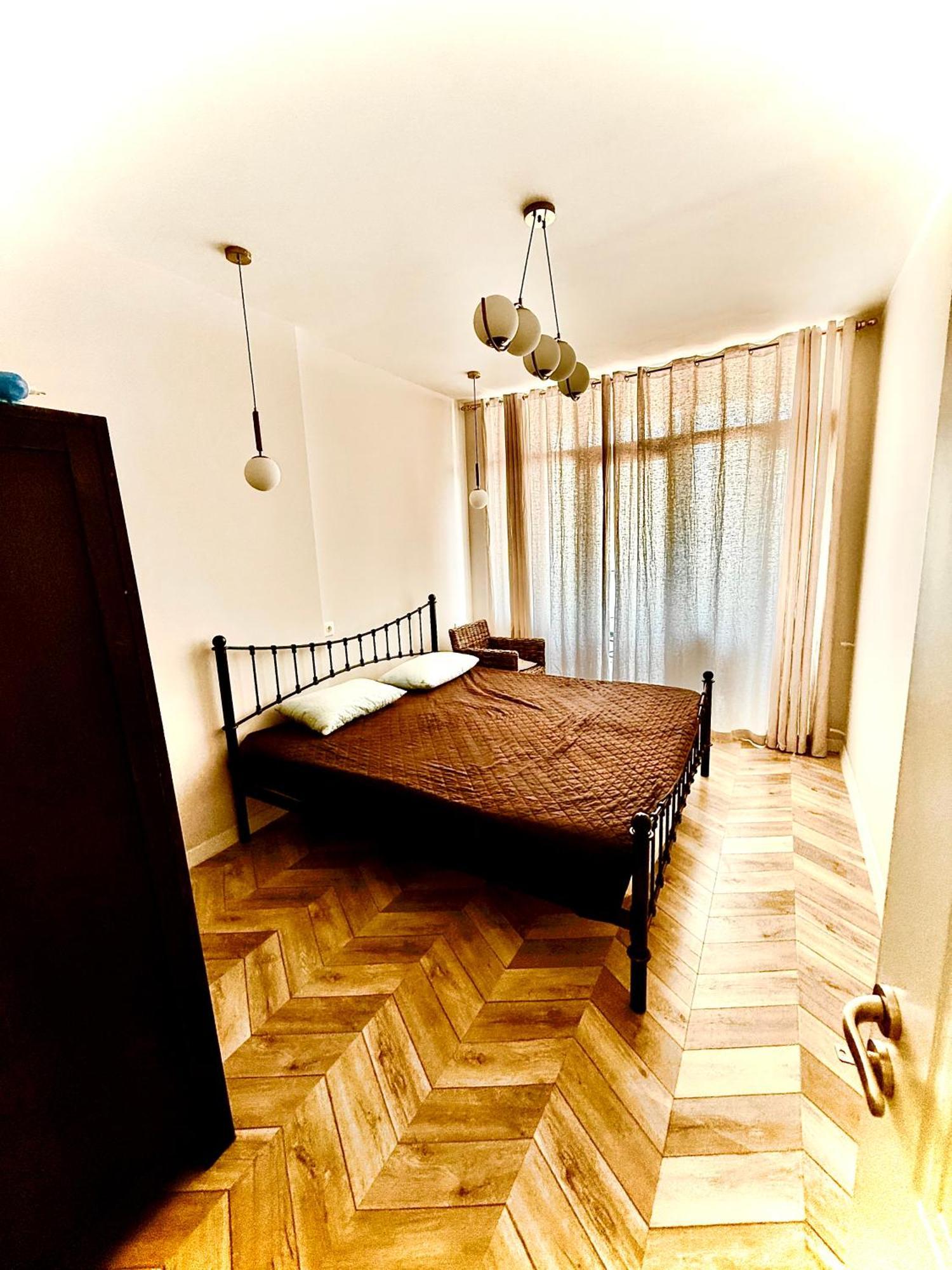Tamuna'S Cozy Apartment Батуми Экстерьер фото